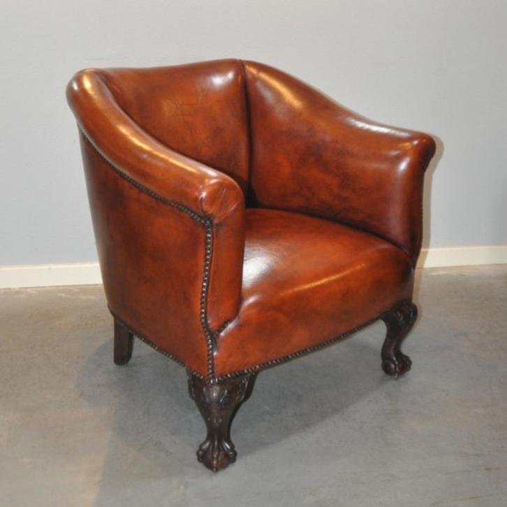 Ball in Clawfeet in schapenleer, Antiek en Kunst, Antiek | Meubels | Stoelen en Sofa's, Ophalen of Verzenden