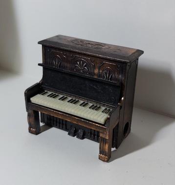 Vintage Puntenslijper Piano Te Koop Intermassa BV Stekene, Enlèvement