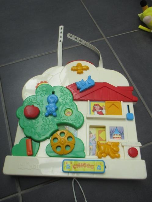 retro Chicco speelbord met vele activiteiten voor baby, Enfants & Bébés, Jouets | Jouets de bébé, Utilisé, Baby Gym, Sonore, Enlèvement