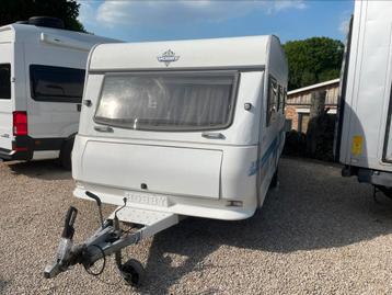 Caravan Hobby 495, voortent, fietsenrek, rondzit, fransbed  beschikbaar voor biedingen
