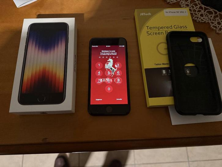 IPHONE SE3 256GB de 2 ans, Télécoms, Téléphonie mobile | Apple iPhone, Comme neuf, 256 GB, Enlèvement