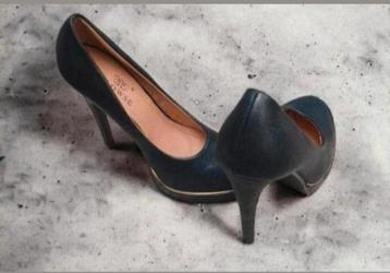 ✨️CLOWSE Pumps Maat 37 Topstaat✨️  beschikbaar voor biedingen
