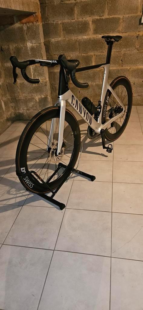 Canyon Aeroad 2024, Fietsen en Brommers, Fietsen | Racefietsen, Zo goed als nieuw, Carbon, Ophalen