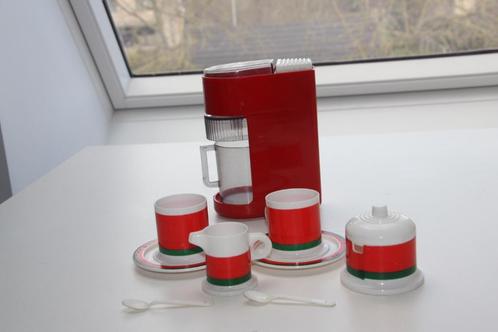 Vintage koffiezet voor speelgoedkeuken * jaren 80, Kinderen en Baby's, Speelgoed | Speelkeukens, Gebruikt, Speelkeuken-accessoire