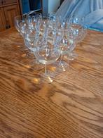 12 boules de verres à vin, Enlèvement