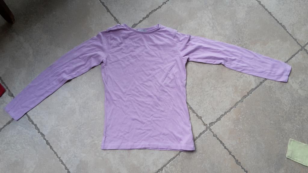 1 euro koopjes ! roze longsleeve met 140, Enfants & Bébés, Vêtements enfant | Taille 140, Enlèvement ou Envoi, Utilisé, Fille