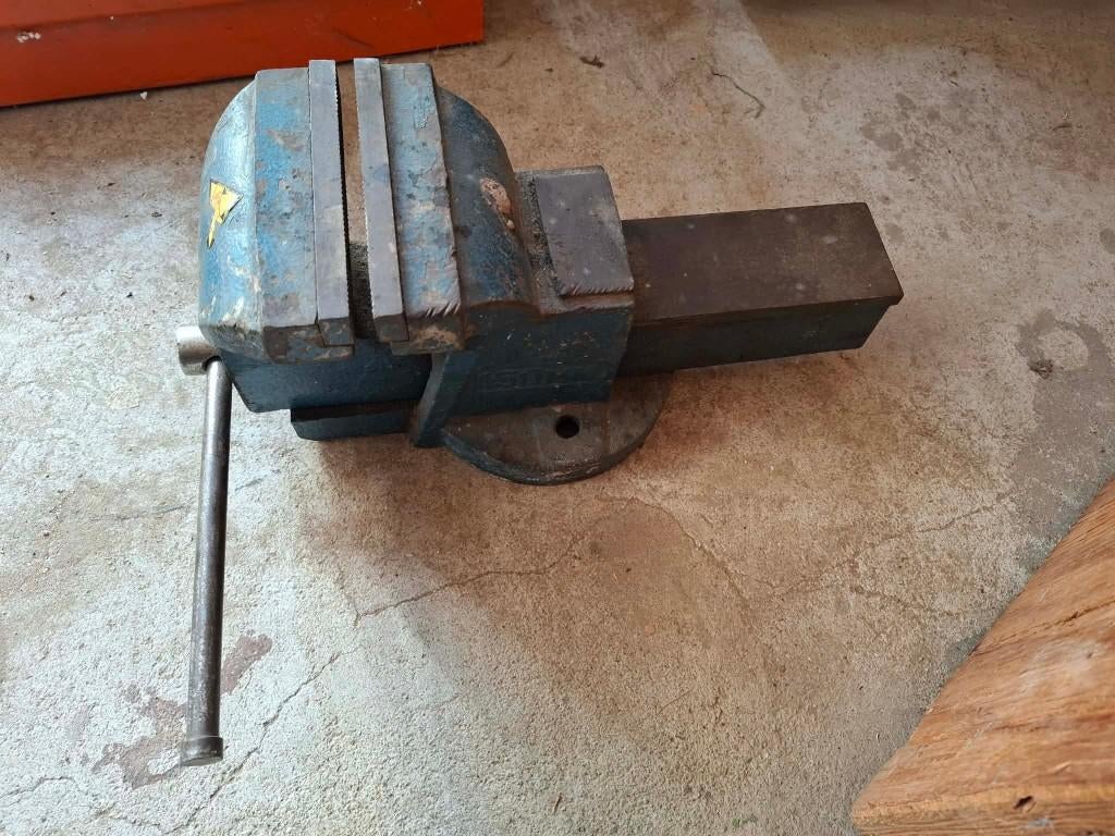 Etau pour établi, Bricolage & Construction, Établis, Enlèvement, Étau