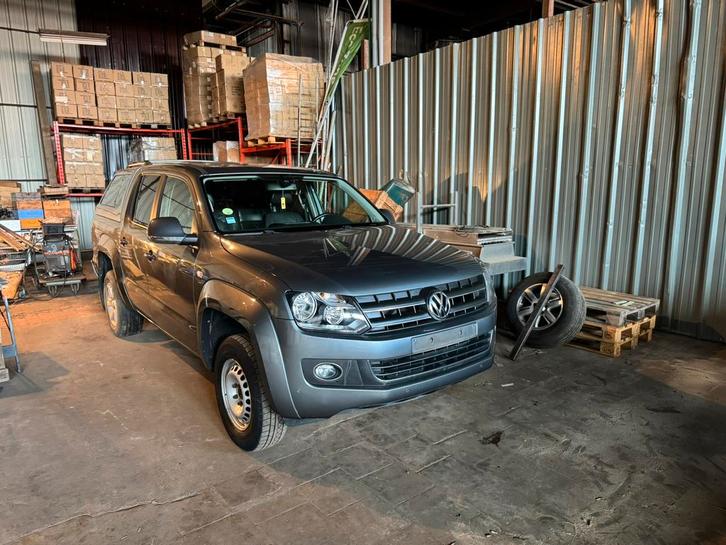 Amarok 2015, Autos, Volkswagen, Particulier, Amarok, Diesel, 5 portes, Boîte manuelle, Argent ou Gris, Gris, Cuir, Traction avant