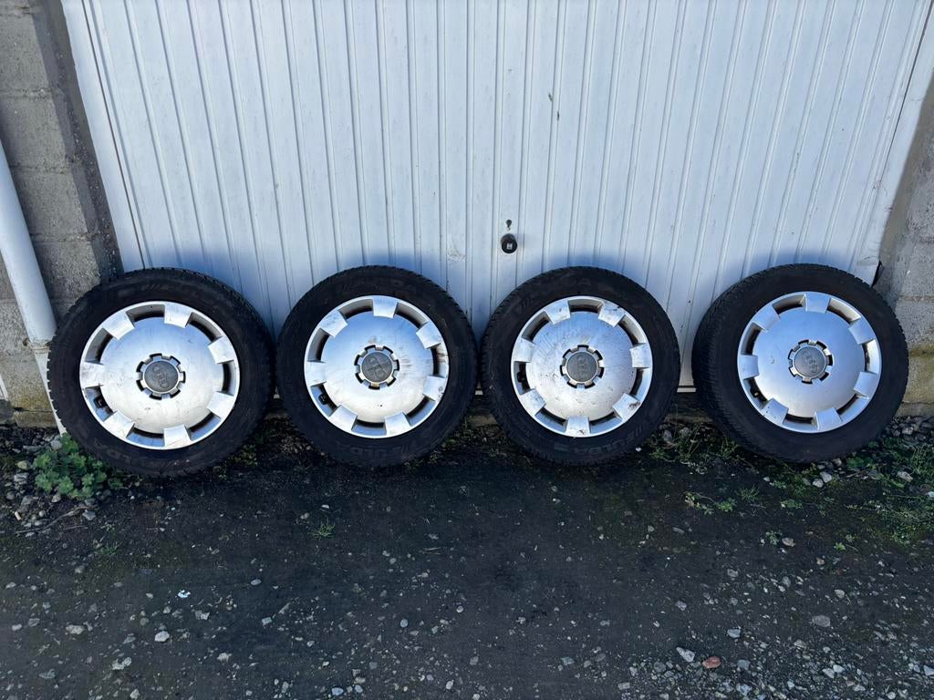 Te koop: set velgen van audi a3, Auto diversen, Autosport-onderdelen, Zo goed als nieuw, Ophalen