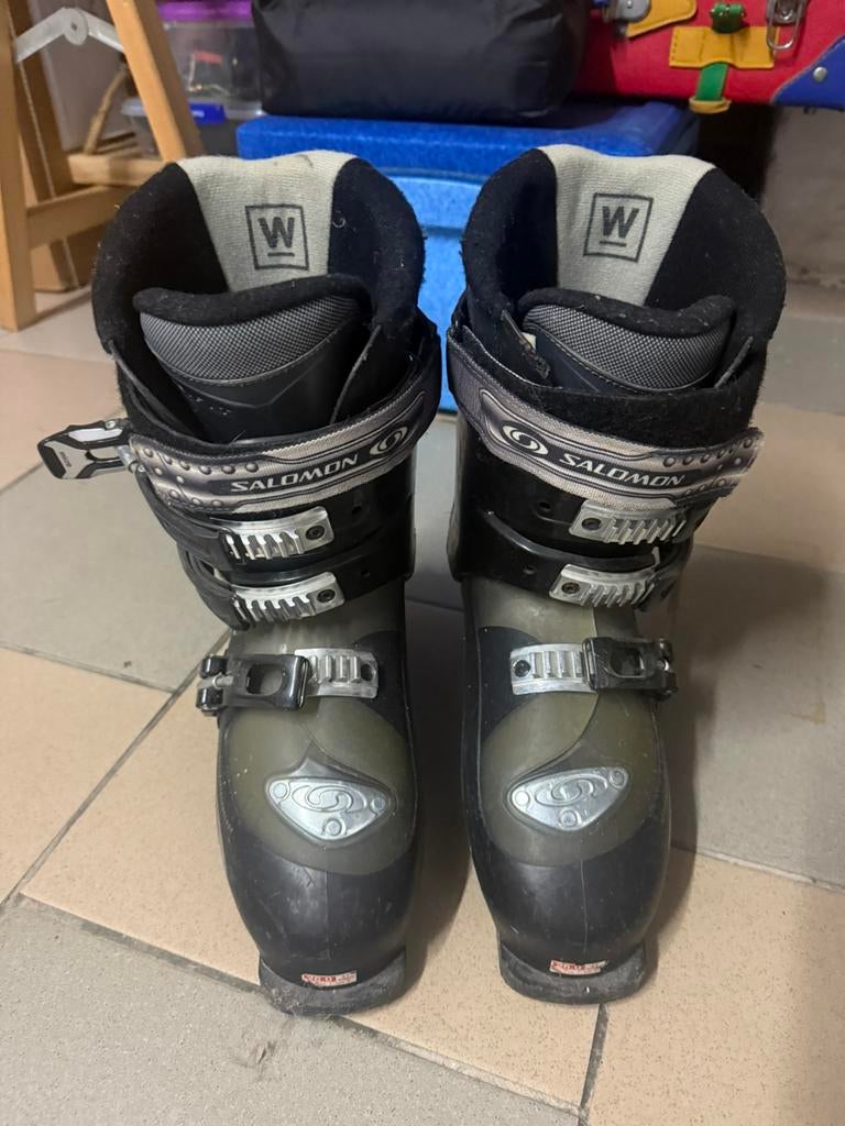 Chaussure de ski femme pounture 40, Enlèvement, Comme neuf, Ski