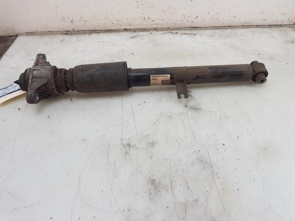 SCHOKBREKER RECHTS ACHTER BMW 3 serie Touring (G21), Gebruikt, BMW, Petuelring 130
80809  München, DE, Bayerische Motoren Werke AG