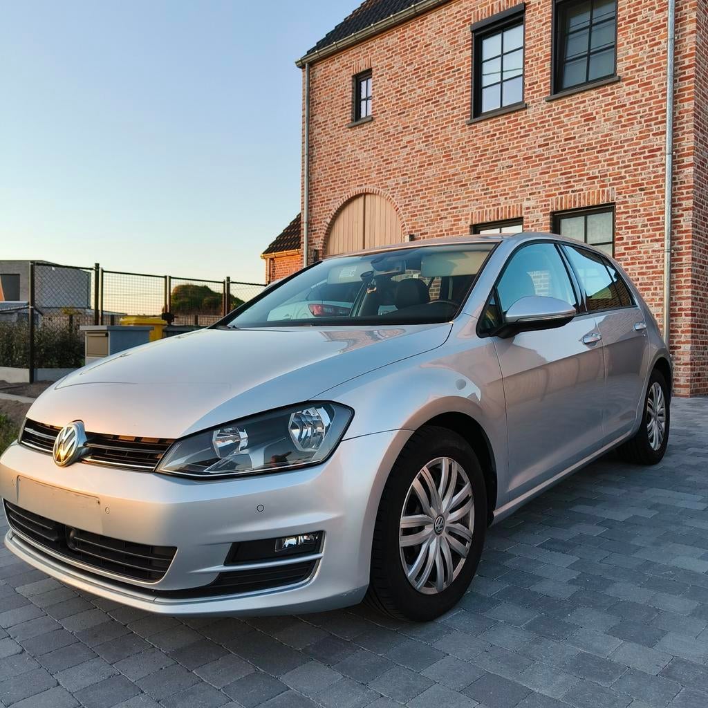 VW GOLF 7 - Essence - option complète, Autos, Volkswagen, Particulier, Golf, Airbags, Air conditionné, Bluetooth, Ordinateur de bord