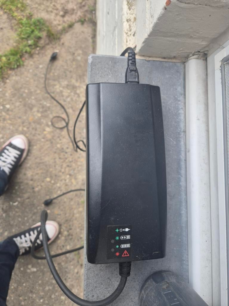 ​Derby Cycle Snellader 42V 4A – o.a. voor Gazelle & Kalkhoff, Ophalen of Verzenden