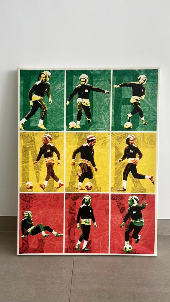 Uniek Bob Marley "Voetbal" canvas–Rastakleuren (3x3 raster), Ophalen