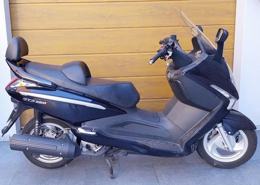 SCOOTER « SYM », Classe B (45 km/h), Enlèvement, Utilisé, Essence