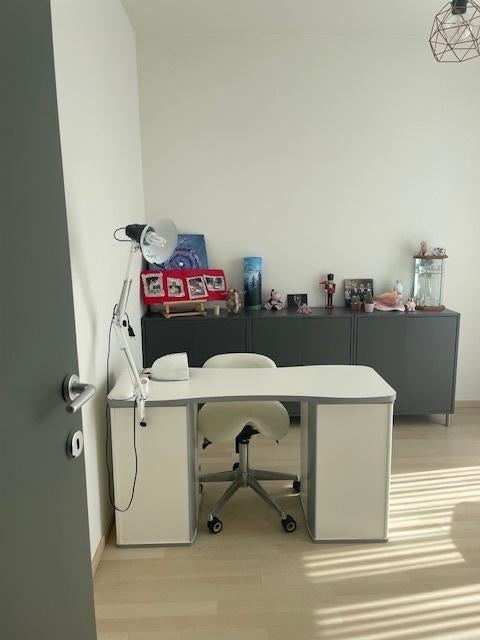 manicuretafel, Ophalen, Gebruikt