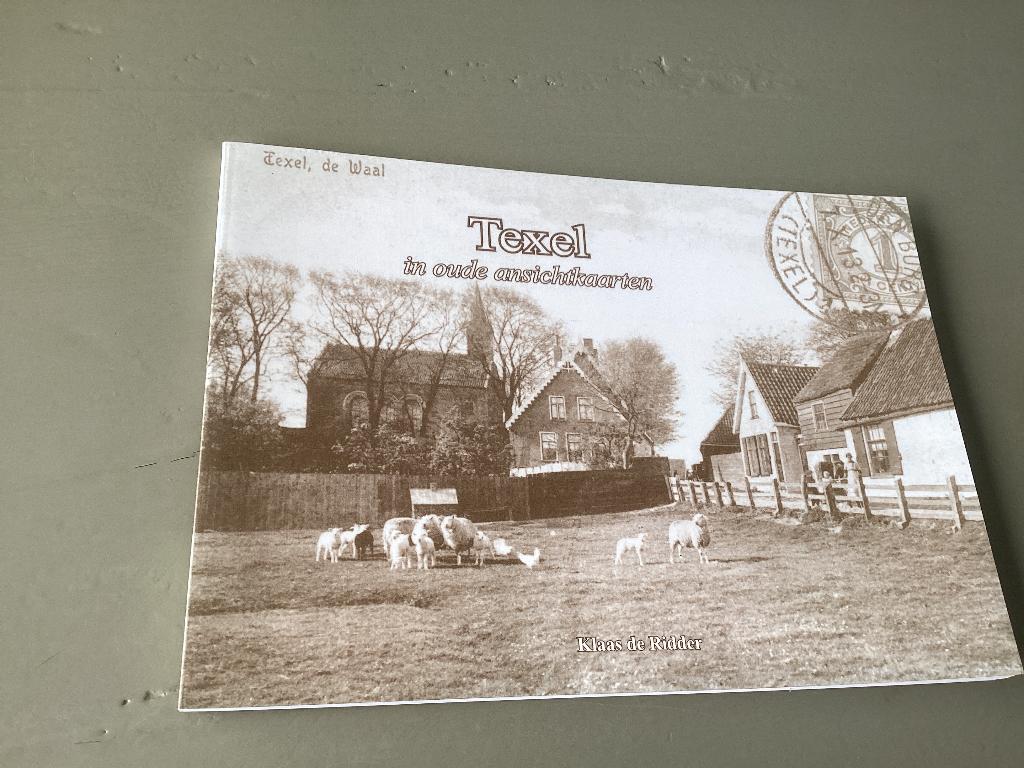 TEXEL in oude ansichtkaarten, Livres, Histoire & Politique, Enlèvement ou Envoi, 20e siècle ou après, Comme neuf