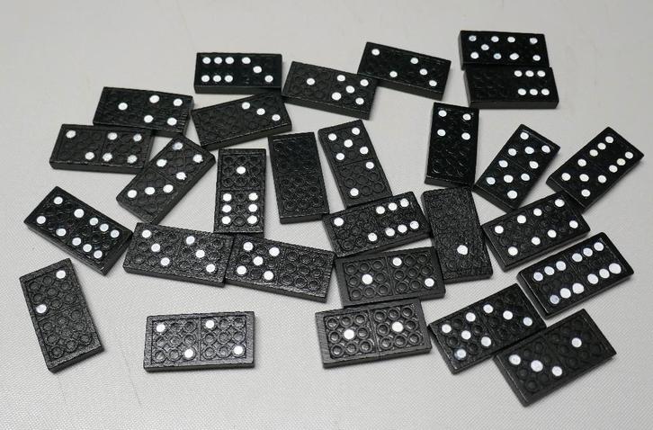 Domino's reis setje, als nieuw, Hobby & Loisirs créatifs, Hobby & Loisirs Autre, Enlèvement