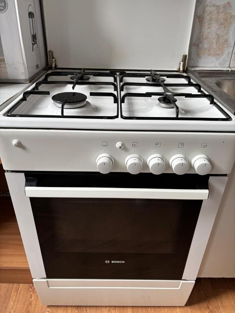 cuisinière à gaz, Elektronische apparatuur, Fornuizen, Gebruikt, Vrijstaand, Gas, 4 kookzones, 85 tot 90 cm, 45 tot 60 cm, Grill