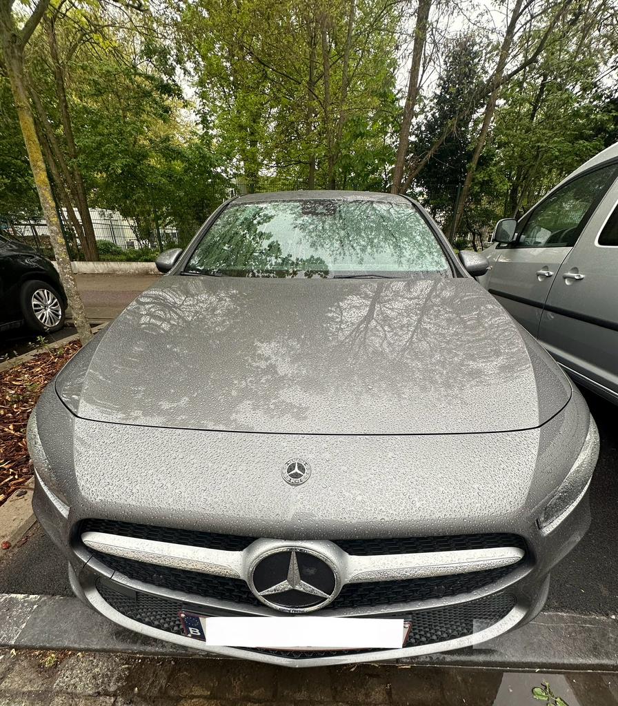 Mercedes A180, Achat, Euro 6, Carnet d'entretien, Noir