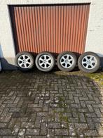 Originele Volvo 17” winterset – Continental – 6 mm profiel, Auto-onderdelen, Banden en Velgen, Ophalen, Winterbanden, Band(en)