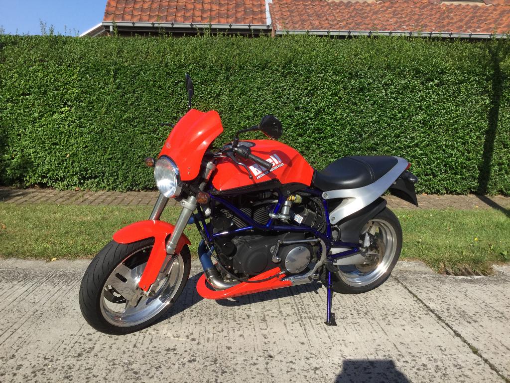 Motor Buell X1, Motoren, Motoren | Buell, Particulier, Naked bike, meer dan 35 kW, 2 cilinders, Motorrijbewijs A, Sportuitlaat