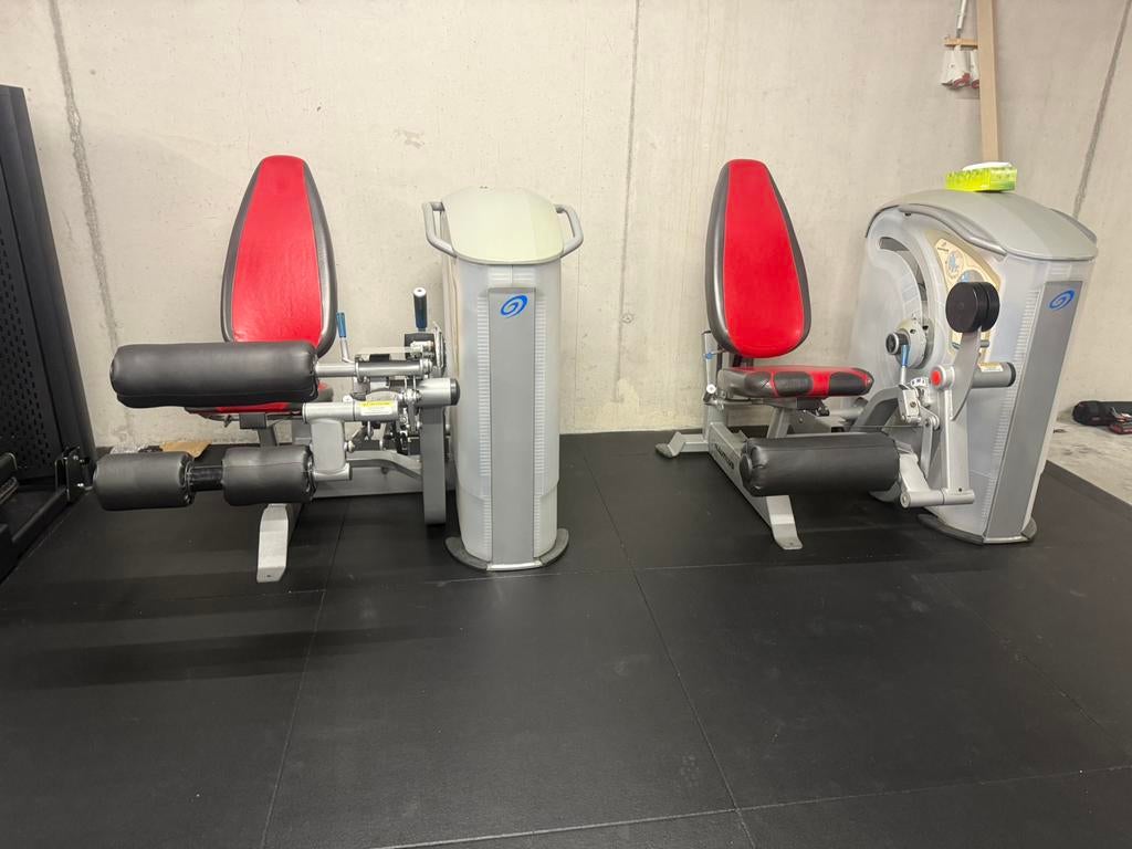 Nautilus one leg extension & leg curl, Ophalen