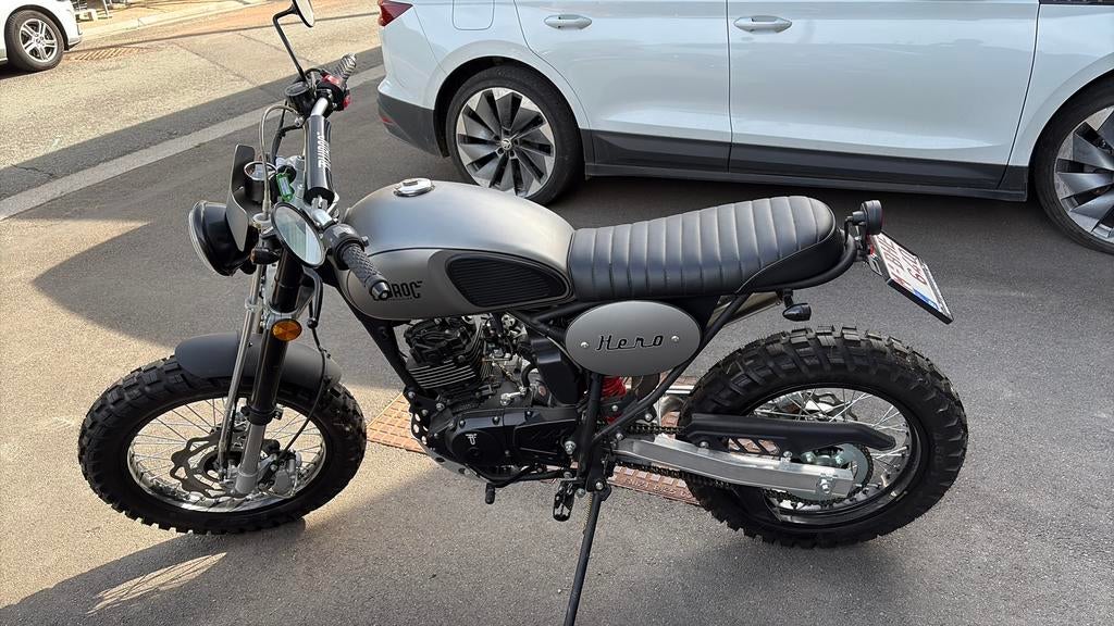 Moto bullit bluroc 125cc, Motos, Enlèvement, Jusqu'à 11 kW