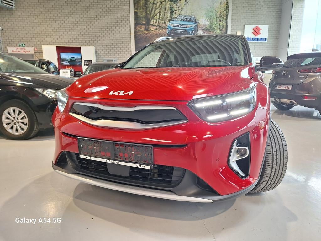 Kia Stonic STONIC MILD-HYBRID - 40M KIA WARRANTY - LEZ VALID, Autos, Kia, Rouge, https://public.car-pass.be/vhr/559b74ae-455c-47aa-a73c-f123c2d4939e