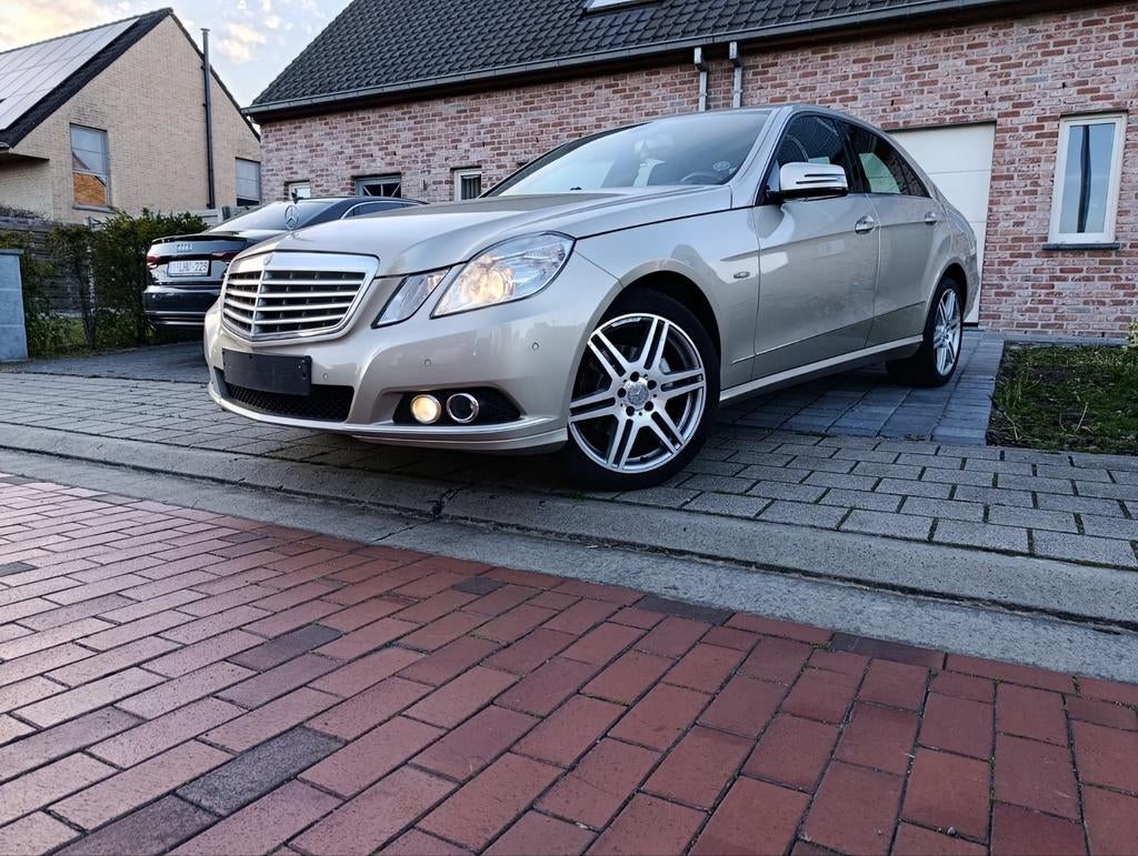 Mercedes E 220 cdi Elegance, Euro 5, C.T sans remark, 2eme, Autos, Cuir, Euro 5, Achat, 4 portes