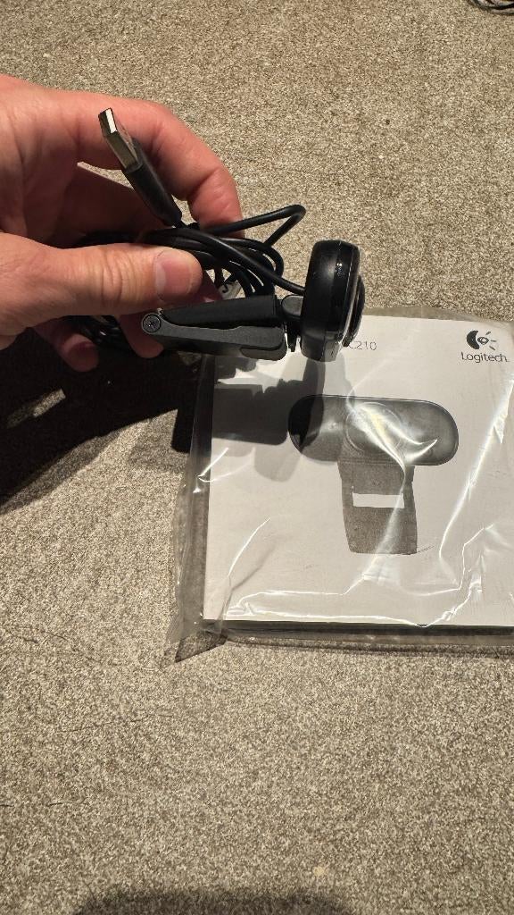 Logitech webcam C210, Computers en Software, Webcams, Ophalen, Zo goed als nieuw, Bedraad, Logitech