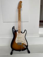 Fender Stratocaster Sunburst - made in mexico, Enlèvement, Comme neuf, Fender