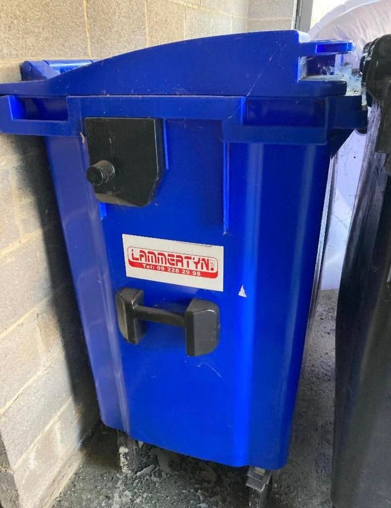 Container, Ophalen, Zo goed als nieuw