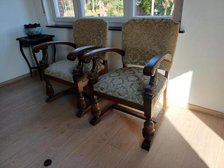 set Antieke kasteelstoelen 19de eeuw draakkoppen, Antiquités & Art, Antiquités | Meubles | Chaises & Canapés, Enlèvement