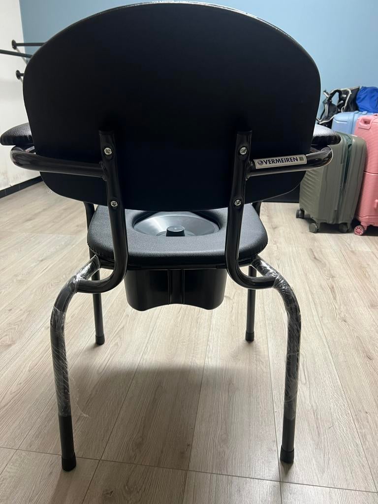 Medische toiletstoel, Audio, Tv en Foto, Schotelantennes, Ophalen, Zo goed als nieuw