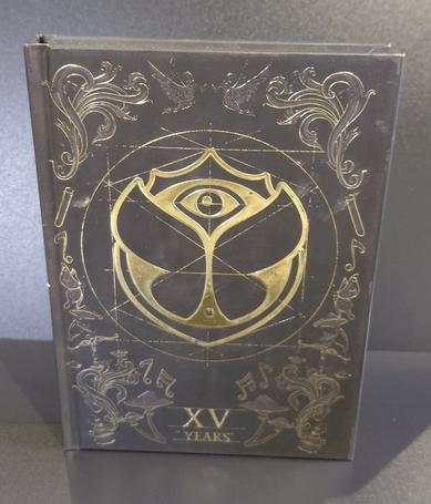 Tomorrowland 2019 - XV Years 5 cd boxset, Cd's en Dvd's, Cd's | Dance en House, Gebruikt, Boxset, Ophalen of Verzenden