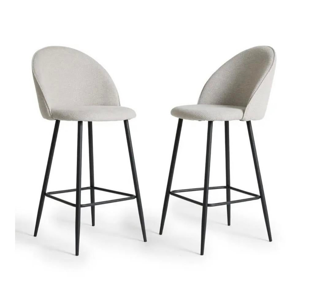 4 stuks BEIGE barstoelen nieuw, Huis en Inrichting, Barkrukken, Ophalen, Zo goed als nieuw