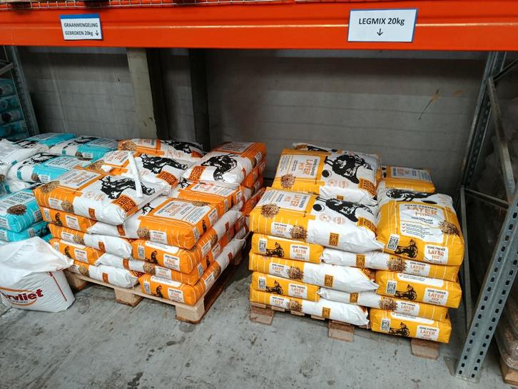 assortiment pluimveevoeders, Animaux & Accessoires, Volatiles, Canard