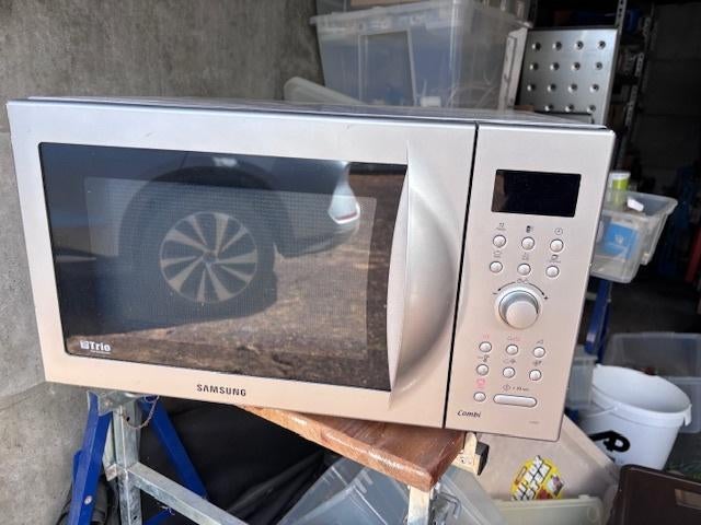 samsung CE1071, Elektronische apparatuur, Microgolfovens, Ophalen, Crisp, Zo goed als nieuw, Draaiplateau