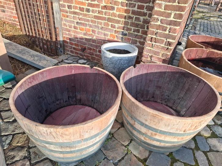 Halve EIKEN wijnton 53cm x 82cm diameter vd grote planten!, Tuin en Terras, Bloembakken en Plantenbakken, Ophalen