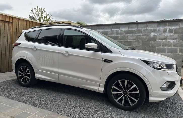 Ford Kuga 1.5 EcoBoost AWD ST Line Keyless Led Navi ACC Full, Autos, Ford, Entreprise, Achat, Kuga, 4x4, ABS, Régulateur de distance
