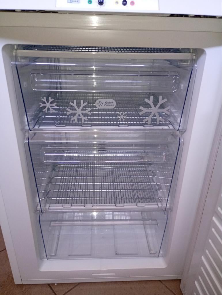 Congélateur Zanussi TT110F MX en bon état, Electroménager, Enlèvement