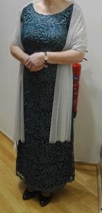 Prachtig suitekleed, Ophalen, Maat 42/44 (L), Groen