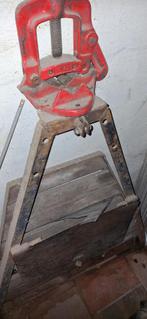 Pijpklem driepoot waterleidingsklem, Doe-het-zelf en Bouw, Ophalen, Gebruikt