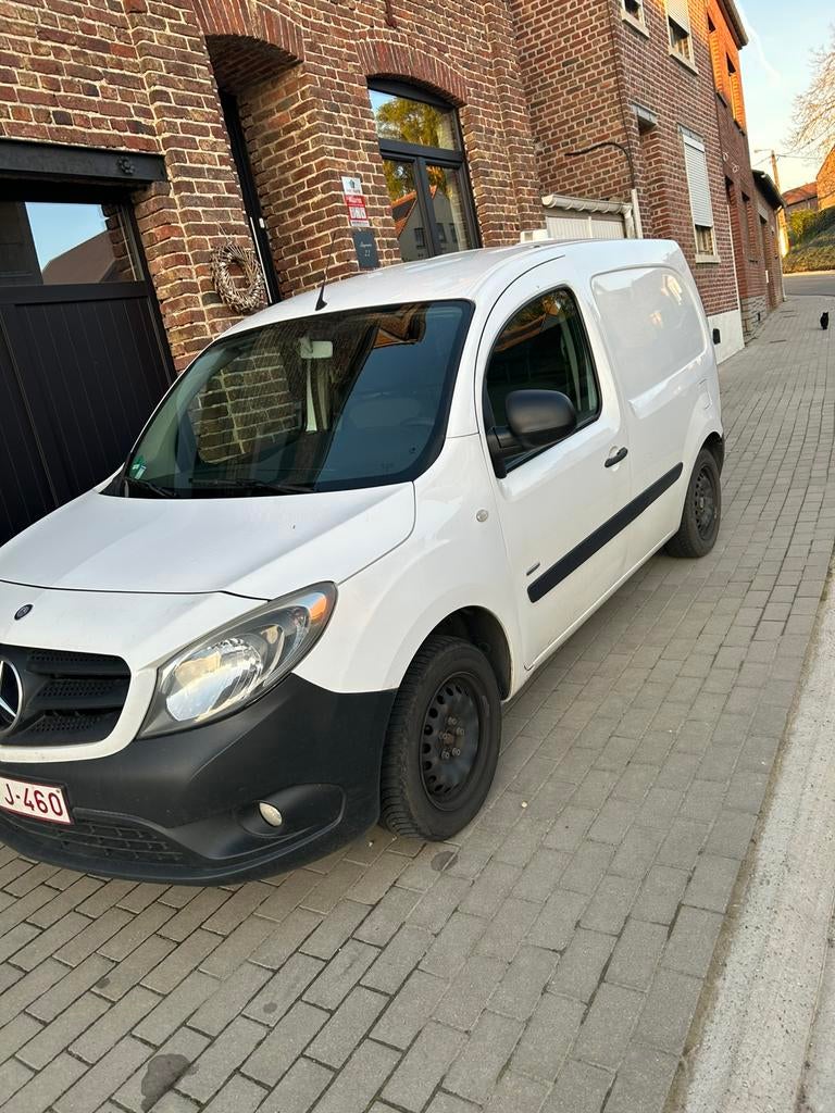 Citan 108, Euro 5, Achat, Boîte manuelle, Noir