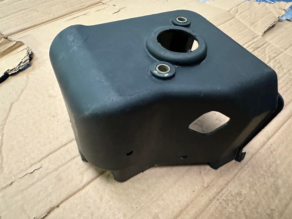 Piaggio 2t koelkap, Fietsen en Brommers, Ophalen, Zo goed als nieuw, Kap, Piaggio