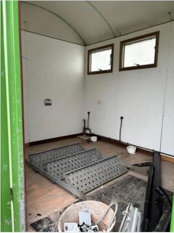 Werfkeet/WC-wagen te koop, Doe-het-zelf en Bouw, Ophalen, Gebruikt