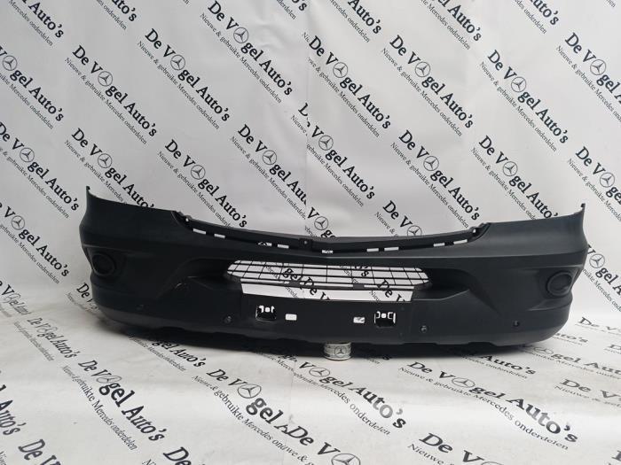 Voorbumper van een Mercedes Sprinter (9B51), Auto-onderdelen, Carrosserie, Bumper, Mercedes-Benz, Gebruikt, 3 maanden garantie