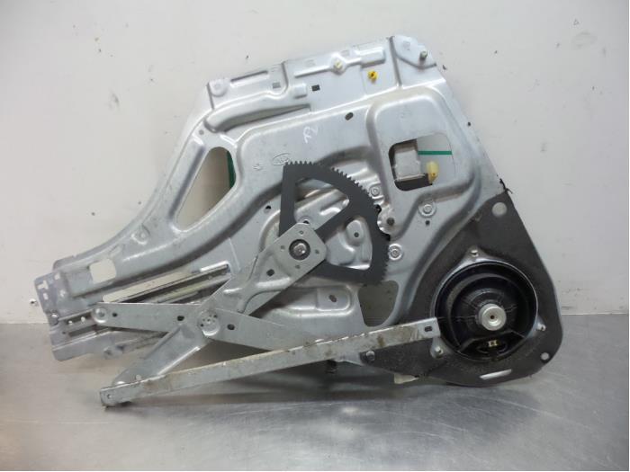 Ruitmechaniek 4Deurs rechts-voor van een Kia Sportage (Sport, Auto-onderdelen, Ruiten en Toebehoren, Kia, Gebruikt, Ophalen of Verzenden