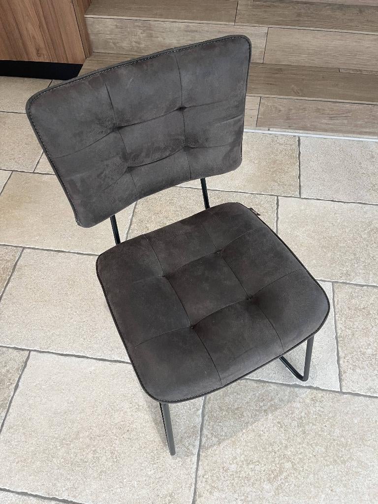 8 chaises Henders & Hazel – tissu – moderne, Maison & Meubles, Chaises, Utilisé, Cinq, Six Chaises ou plus, Tissus, Brun, Enlèvement